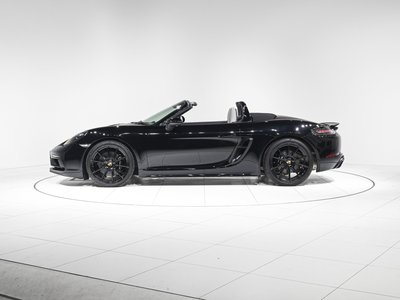 2023 Porsche 718 photo 9