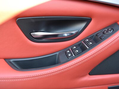 صورة مصغرة 128 لـ 2013 BMW M5