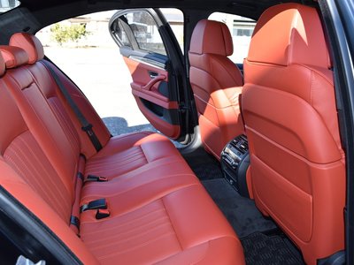 صورة مصغرة 138 لـ 2013 BMW M5