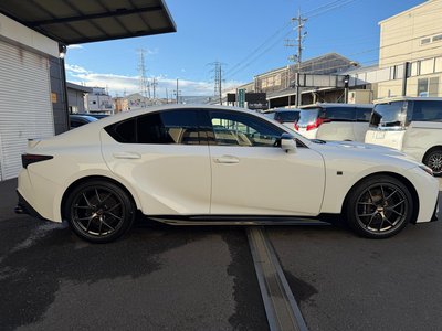 صورة مصغرة 8 لـ 2024 Lexus IS