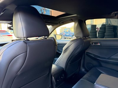 صورة مصغرة 58 لـ 2024 Lexus IS