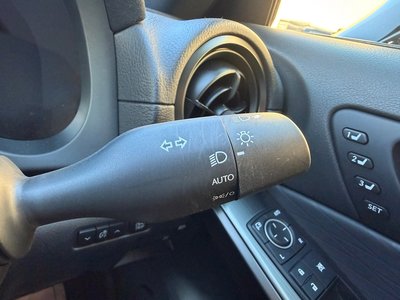 صورة مصغرة 37 لـ 2024 Lexus IS