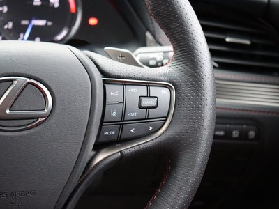 2021 Lexus LS photo 10