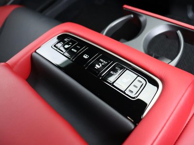 2021 Lexus LS thumbnail 76
