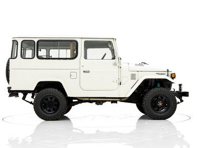 1984 Toyota LAND CRUISER 40 — миниатюра 8