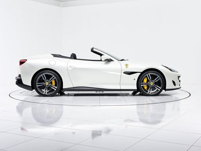 صورة 10 لـ 2020 Ferrari PORTOFINO
