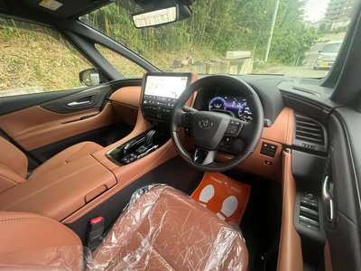 2026 Toyota VELLFIRE photo 12
