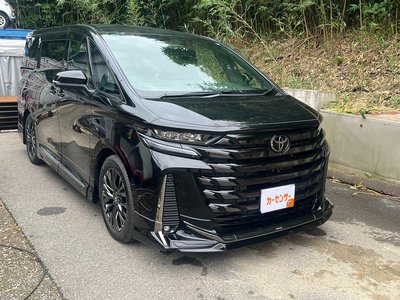 2026 Toyota VELLFIRE photo 1