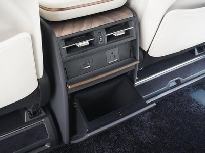2026 Lexus LM thumbnail 40
