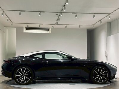 صورة مصغرة 12 لـ 2018 Aston Martin DB11