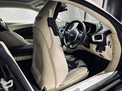 صورة مصغرة 46 لـ 2018 Aston Martin DB11