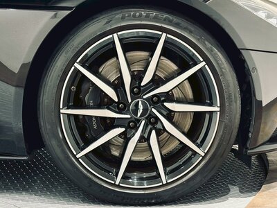 صورة مصغرة 76 لـ 2018 Aston Martin DB11