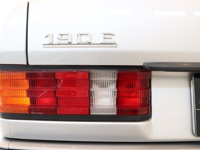 صورة 13 لـ 1992 Mercedes-BENZ 190