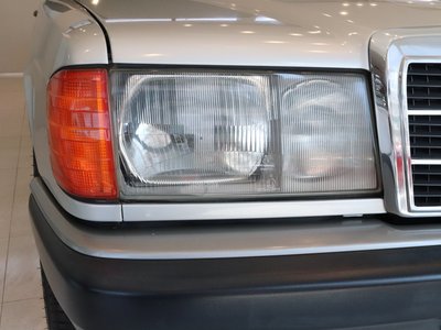 صورة 7 لـ 1992 Mercedes-BENZ 190