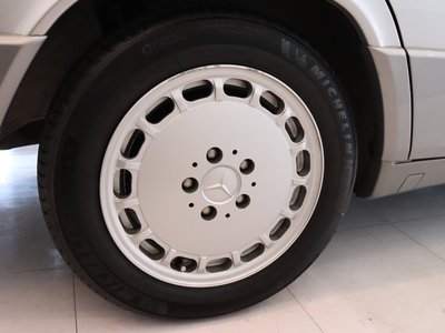 صورة 20 لـ 1992 Mercedes-BENZ 190