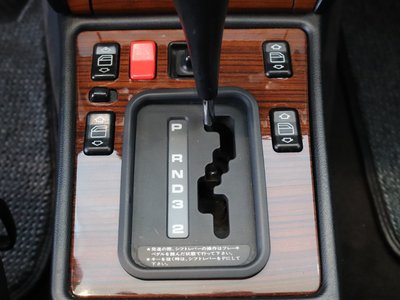 صورة 47 لـ 1992 Mercedes-BENZ 190