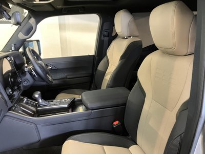 صورة مصغرة 13 لـ 2025 Lexus GX