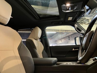 صورة مصغرة 34 لـ 2025 Lexus GX