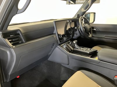 صورة مصغرة 12 لـ 2025 Lexus GX