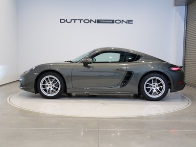 2024 Porsche 718 photo 8