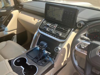 2023 Toyota LAND CRUISER 300 thumbnail 76