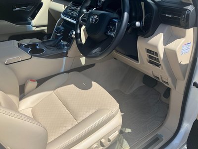 2023 Toyota LAND CRUISER 300 thumbnail 21