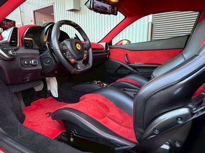 صورة 41 لـ 2010 Ferrari 458 ITALIA