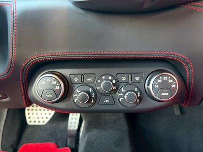 صورة 35 لـ 2010 Ferrari 458 ITALIA