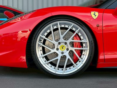 صورة 24 لـ 2010 Ferrari 458 ITALIA