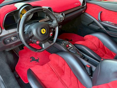 صورة 28 لـ 2010 Ferrari 458 ITALIA