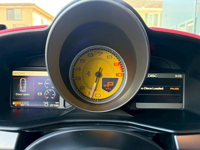 صورة 31 لـ 2010 Ferrari 458 ITALIA