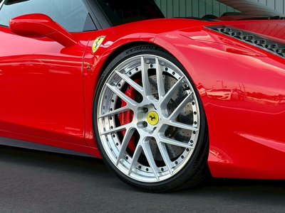 صورة 26 لـ 2010 Ferrari 458 ITALIA