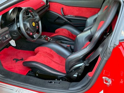 صورة 40 لـ 2010 Ferrari 458 ITALIA