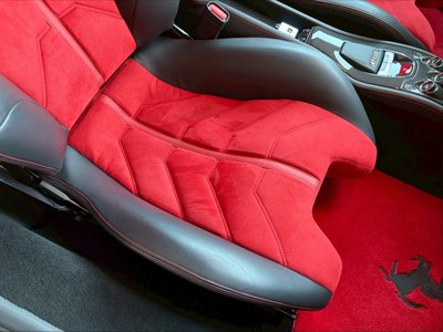 صورة 57 لـ 2010 Ferrari 458 ITALIA