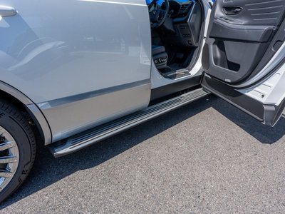 2025 Toyota CENTURY 照片 9