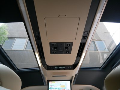 2025 Toyota ALPHARD thumbnail 32