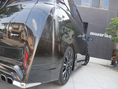 2025 Toyota ALPHARD photo 4