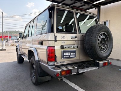2014 Toyota LAND CRUISER 70 thumbnail 19