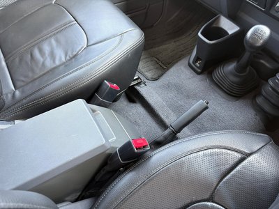 2014 Toyota LAND CRUISER 70 thumbnail 38