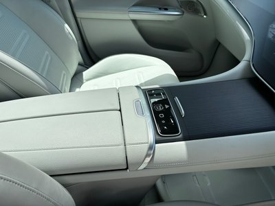 2024 Mercedes-BENZ EQE AMG photo 14