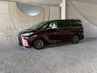 صورة مصغرة 44 لـ 2024 Lexus LM