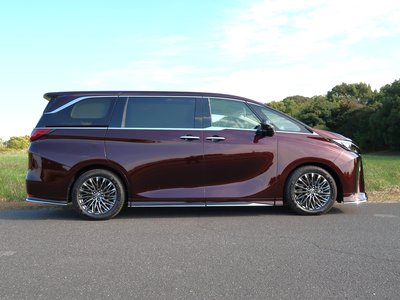 صورة مصغرة 7 لـ 2024 Lexus LM