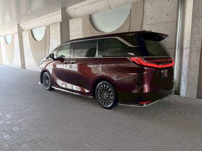 صورة مصغرة 48 لـ 2024 Lexus LM