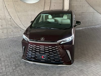 صورة مصغرة 42 لـ 2024 Lexus LM