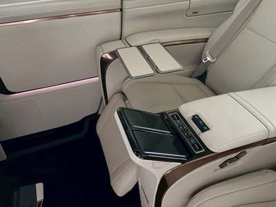 صورة مصغرة 22 لـ 2024 Lexus LM