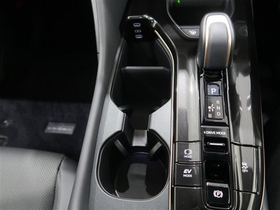 2024 Toyota CROWN SPORT 照片 24