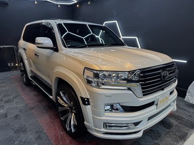 2015 Toyota LAND CRUISER 200 — фото 1