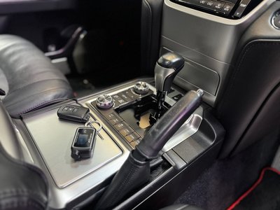 2015 Toyota LAND CRUISER 200 — фото 16
