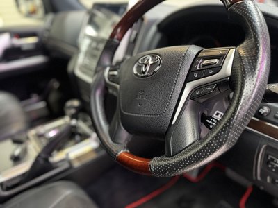 2015 Toyota LAND CRUISER 200 — фото 5