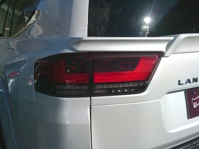 صورة 14 لـ 2023 Toyota LAND CRUISER 300